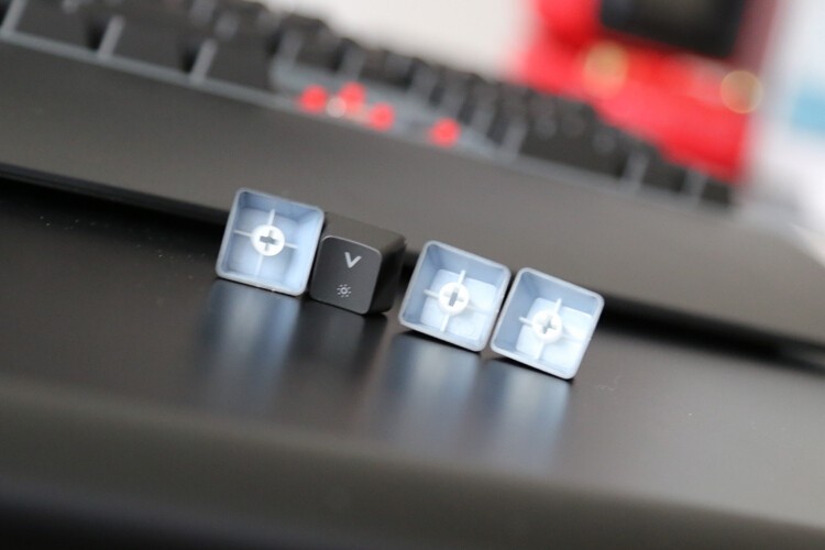 精致暖男：曜越TT G521 Pro无线三模机械键盘开箱