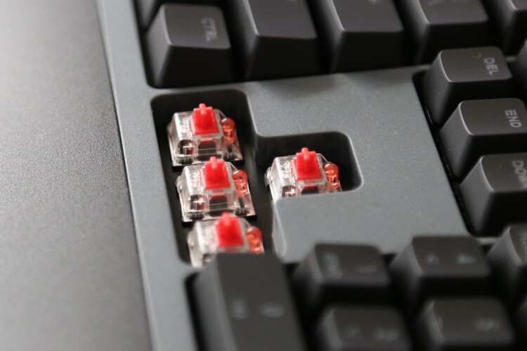 精致暖男：曜越TT G521 Pro无线三模机械键盘开箱