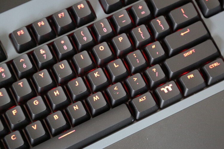 精致暖男：曜越TT G521 Pro无线三模机械键盘开箱