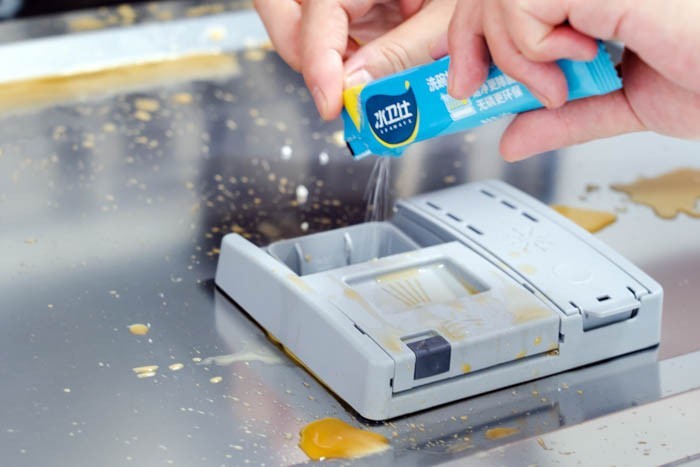 云米AI智能洗碗机评测：省心省力还省时，再也不用为谁洗碗发愁了