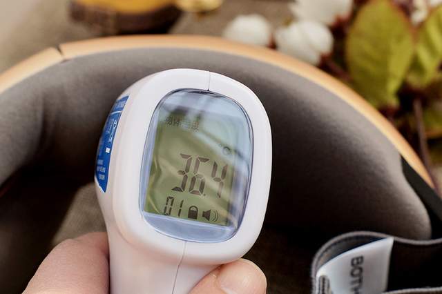 多按摩组合，不压迫眼球——可视化设计的BOTH护眼仪评测