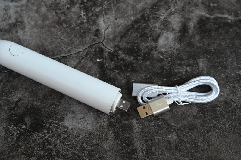 15种模式随心选，送6个刷头够用一年半，同同家T9U电动牙刷体验