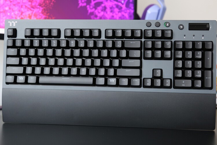 精致暖男：曜越TT G521 Pro无线三模机械键盘开箱