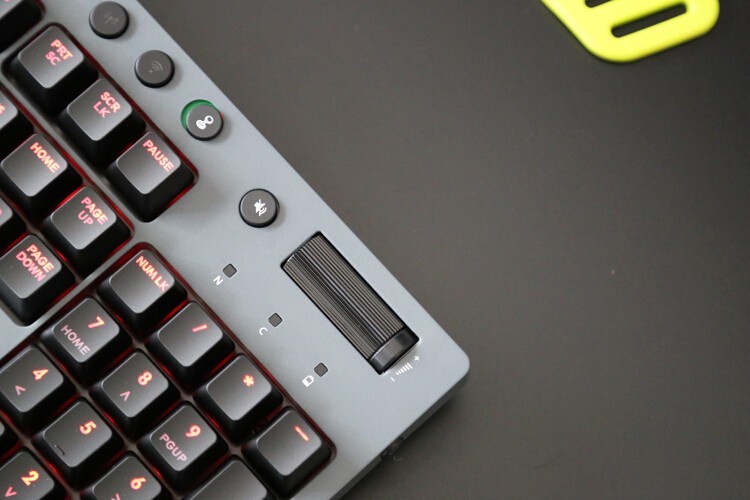 精致暖男：曜越TT G521 Pro无线三模机械键盘开箱