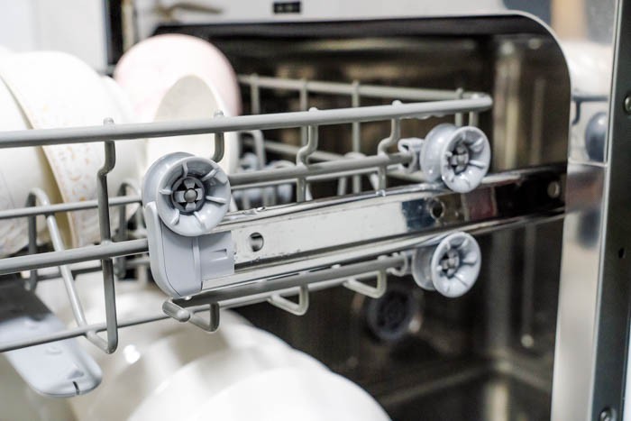 云米AI智能洗碗机评测：省心省力还省时，再也不用为谁洗碗发愁了