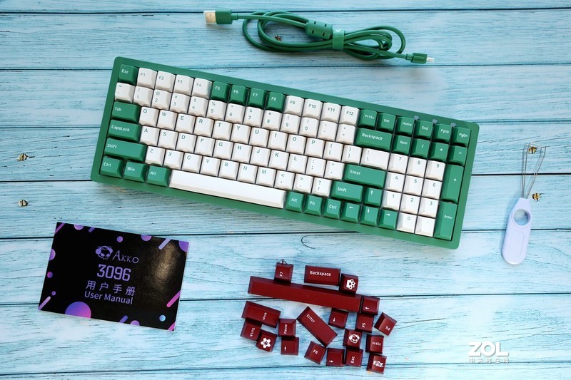给你红豆奶绿般的甜蜜！聊一款性价比很高的入门级机械键盘——AKKO 3096 DS
