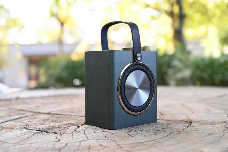 不止好听，唱K也不在话下，带上艾特铭客金刚6随处开趴