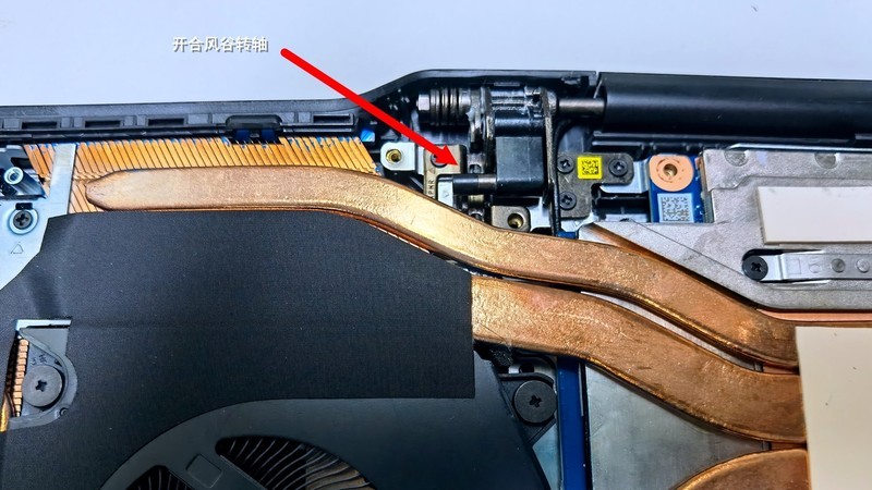 荣耀猎人V700游戏本用户级拆解实录和注意事项！学会清灰、换内存和硬盘足够了！