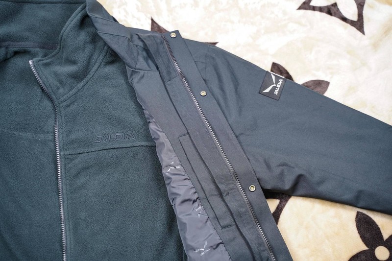 沙乐华抓绒冲锋衣——防水透湿，好看又舒适