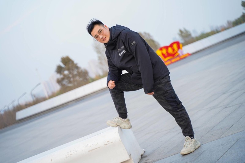 沙乐华抓绒冲锋衣——防水透湿，好看又舒适