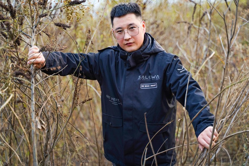 沙乐华抓绒冲锋衣——防水透湿，好看又舒适