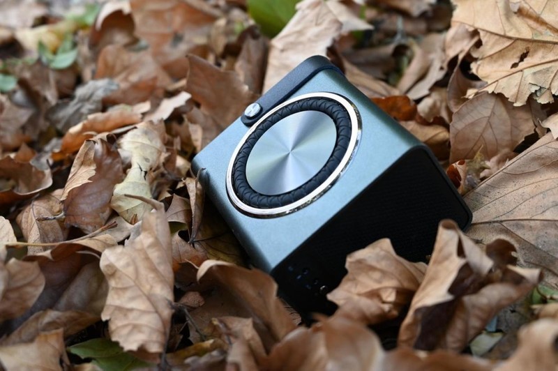 不止好听，唱K也不在话下，带上艾特铭客金刚6随处开趴