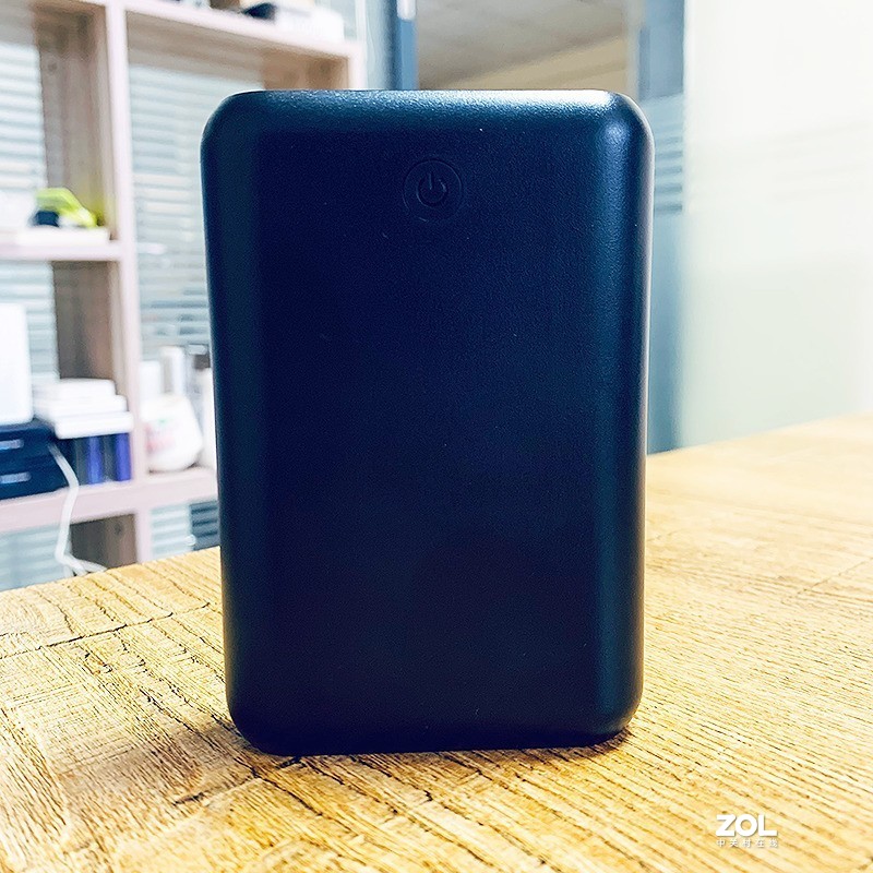 雄麦 锂电池diy 21700充电宝 PD快充22.5瓦13500mAH