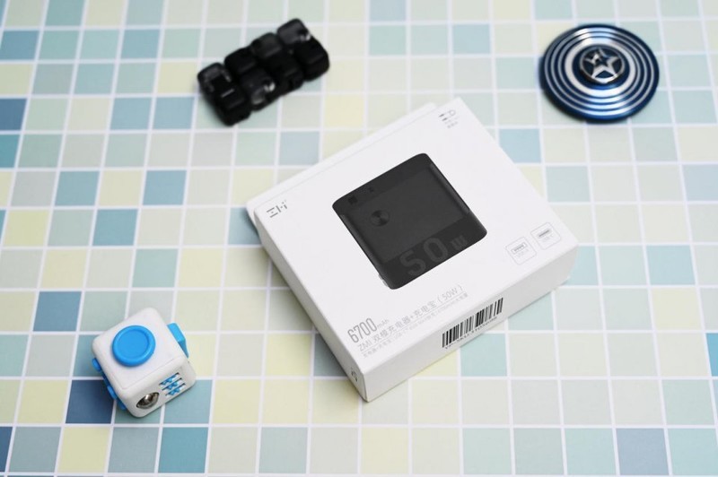 灵活易用，兼容性好，紫米50W双模充电器+充电宝体验