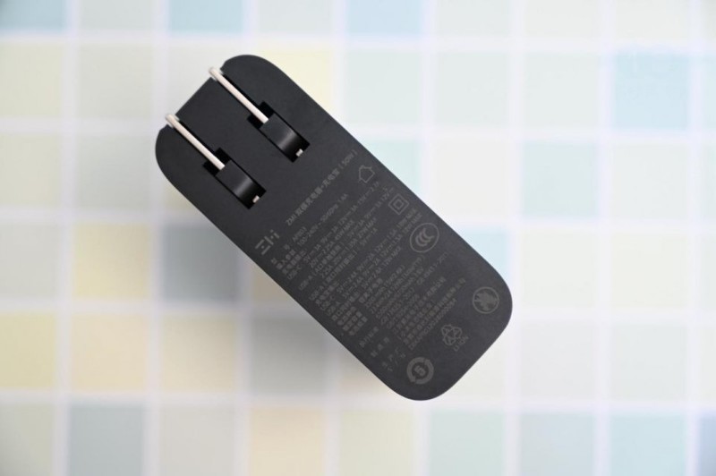 灵活易用，兼容性好，紫米50W双模充电器+充电宝体验