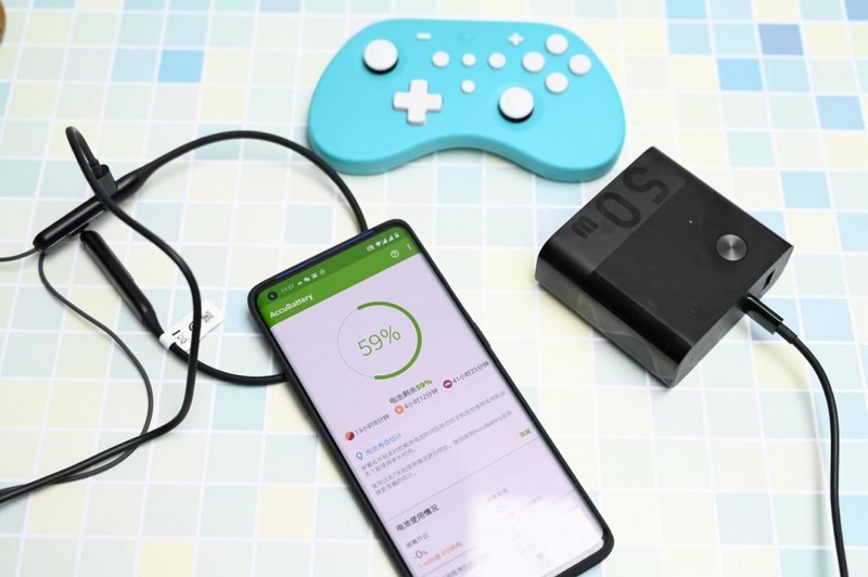 灵活易用，兼容性好，紫米50W双模充电器+充电宝体验