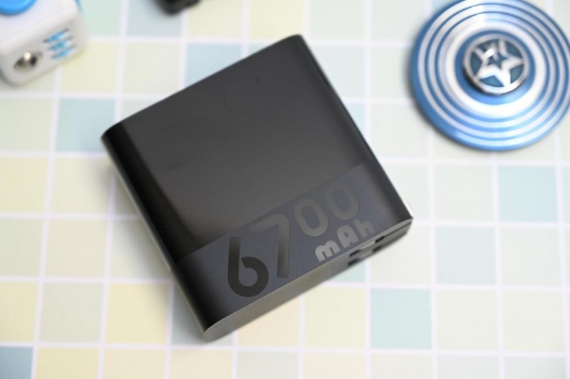 灵活易用，兼容性好，紫米50W双模充电器+充电宝体验