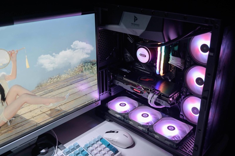 10900K内存搭配超频测试，七彩虹CVN捍卫者内存颜值标杆