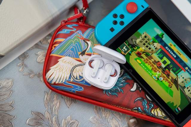 40dB主动降噪干掉烦人噪声，JBL LIVE PRO+耳机使用分享