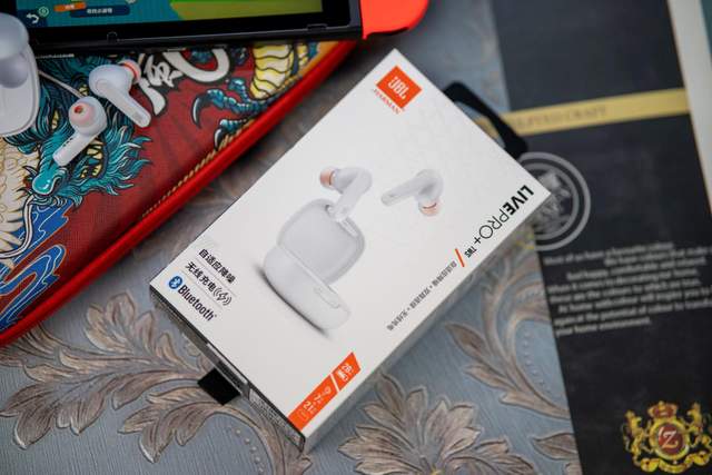 40dB主动降噪干掉烦人噪声，JBL LIVE PRO+耳机使用分享