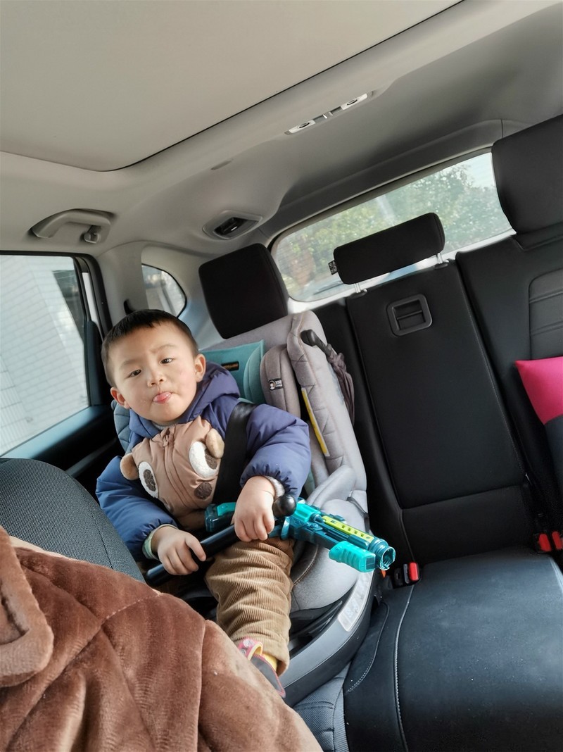 惠尔顿星愿儿童安全座椅评测：国货之光，人性设计