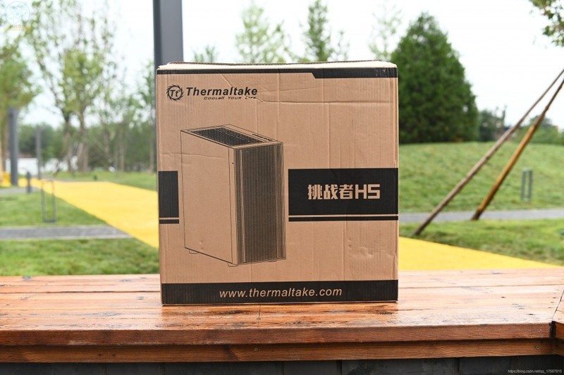 简约自然的大块头机箱，装机省事升级方便，TT挑战者H5体验