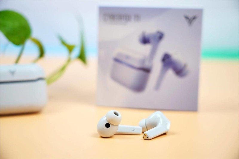 听声辨位再次加强，力助你吃鸡成功--银狐T1真无线蓝牙耳机分享