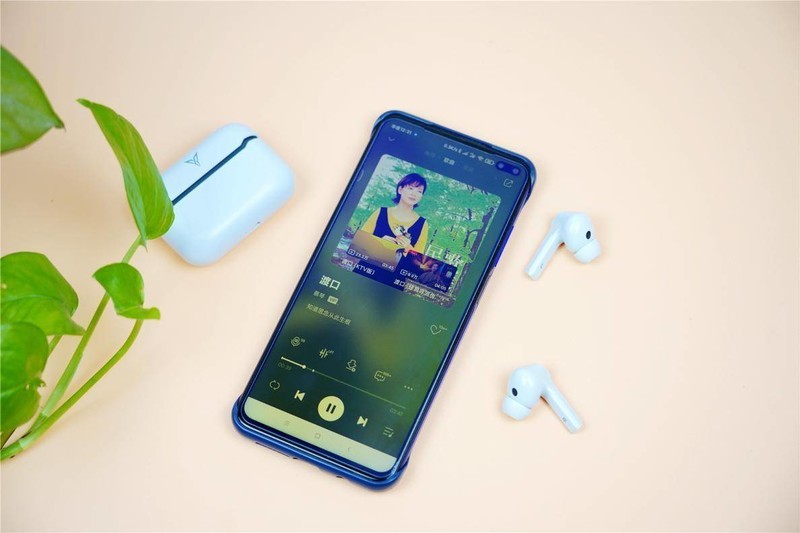 听声辨位再次加强，力助你吃鸡成功--银狐T1真无线蓝牙耳机分享