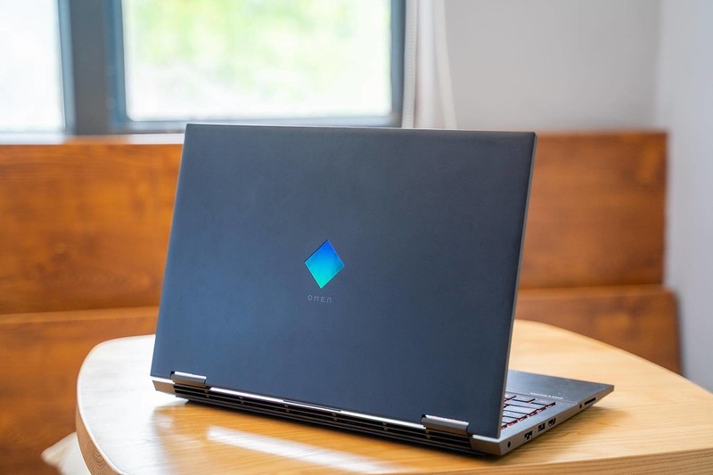 高颜值玩游戏如德芙般顺滑——暗影精灵6在此