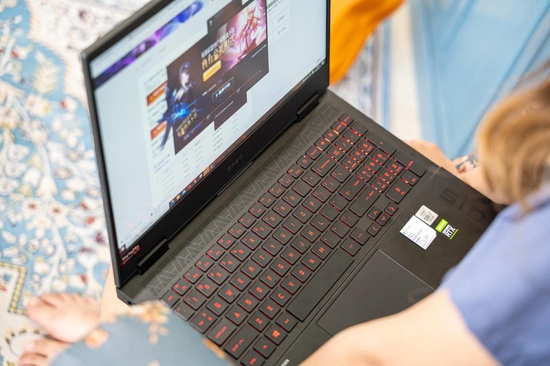 高颜值玩游戏如德芙般顺滑——暗影精灵6在此