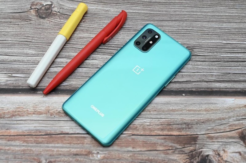  Maybe it is a connecting work, talking about the design, system and experience of one plus 8T