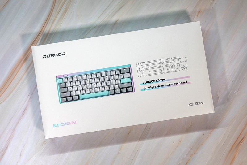 用色彩装点个性，杜伽K330W机械键盘，给你的桌面加一道风景