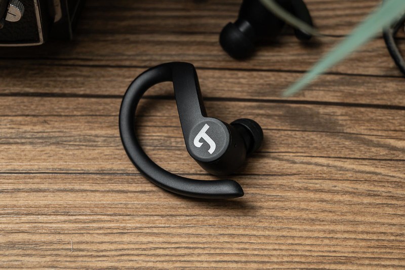 风格单一但特点突出，Teufel AIRY SPORTS，在TWS领域继续特立独行