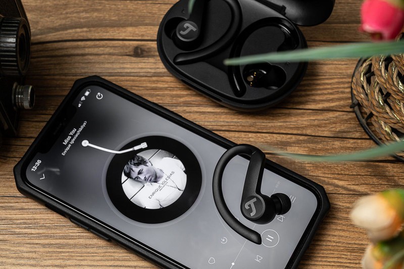 风格单一但特点突出，Teufel AIRY SPORTS，在TWS领域继续特立独行