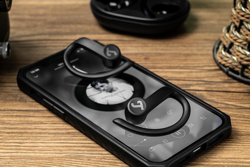 风格单一但特点突出，Teufel AIRY SPORTS，在TWS领域继续特立独行