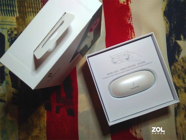 视听新体验，高颜值出门旅游必不可少：舒适豆ComfoBuds