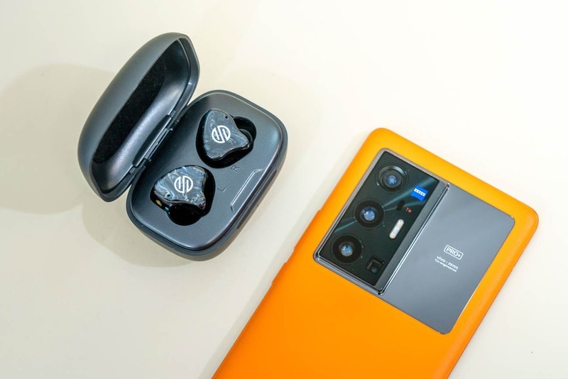 BGVP Q2s TWS耳机体验：高性价比的圈铁组合还能有线使用