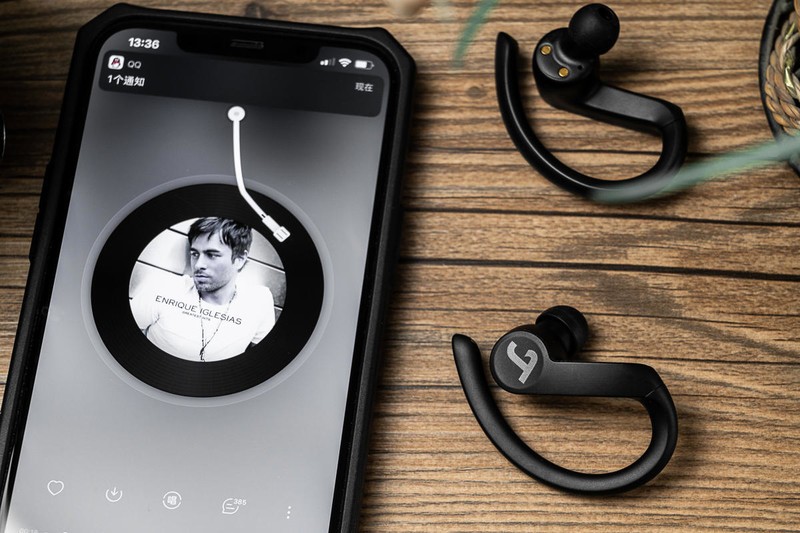 风格单一但特点突出，Teufel AIRY SPORTS，在TWS领域继续特立独行