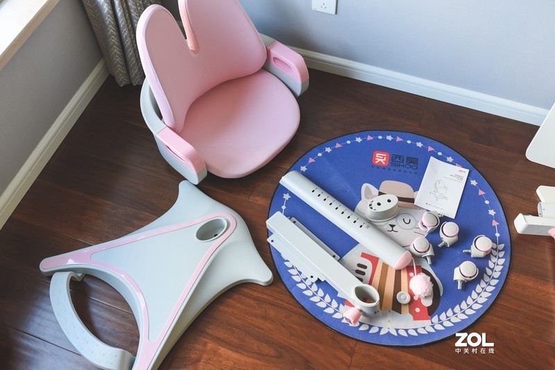 聊聊孩子为何一定要配人体工学桌椅，自购西昊三栖书桌才发现原因