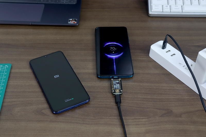 跨度6年，第三代更强？小米插线板20W快充版上手实测