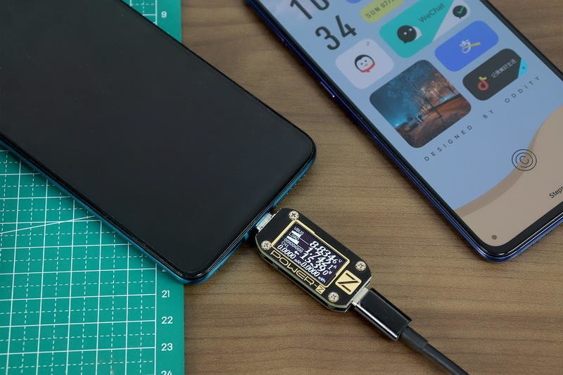 跨度6年，第三代更强？小米插线板20W快充版上手实测