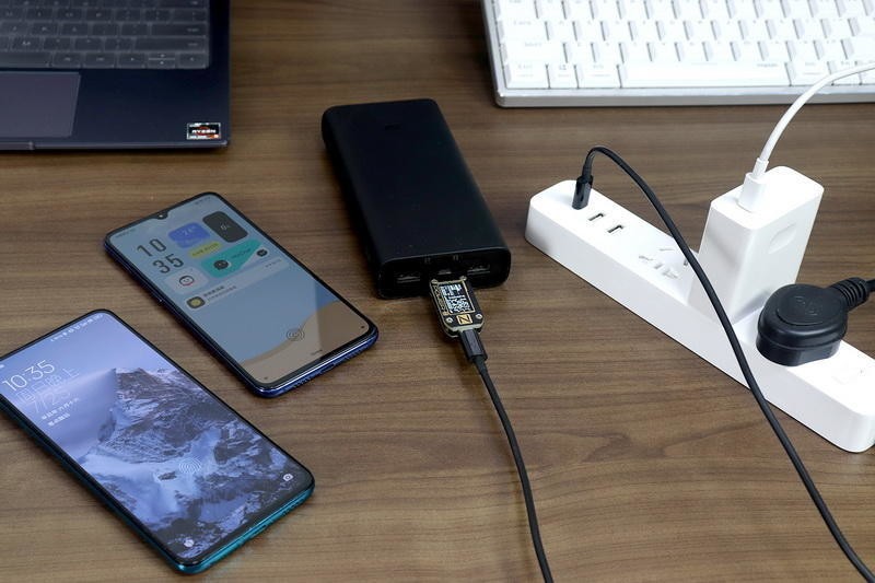 跨度6年，第三代更强？小米插线板20W快充版上手实测