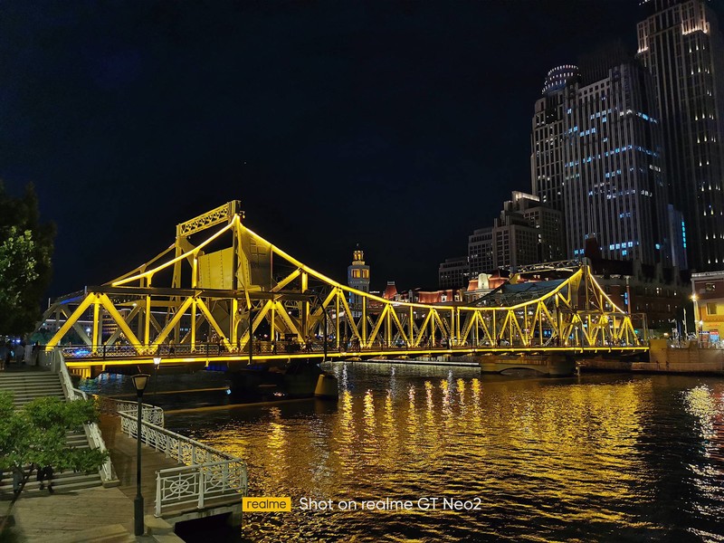 怎么选游戏手机？处理器散热续航很重要，realme真我GT Neo2评测