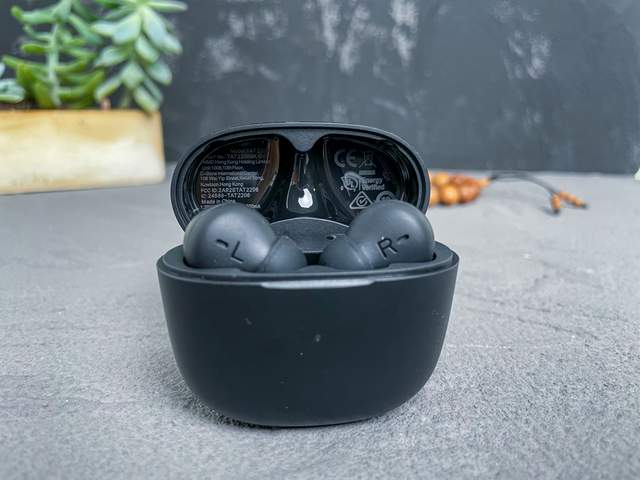 PHILIPS T2206真无线耳机：音质好延迟低，入门好选择