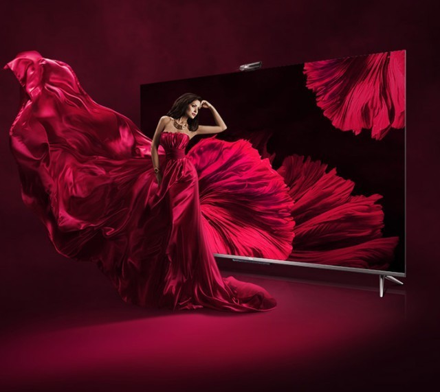 原年人过年攻略，有了这款高清液晶电视机，快乐不打烊