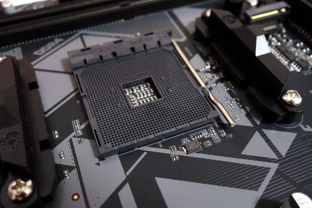 《战国无双5》总算来了，用艾尔莎EA A520M-E痛快割草