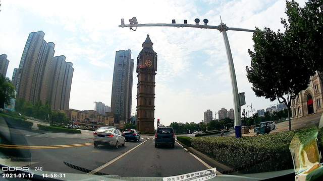 3K画质，紧急情况双备份存储？这款盯盯拍Z40记录仪有点超值了