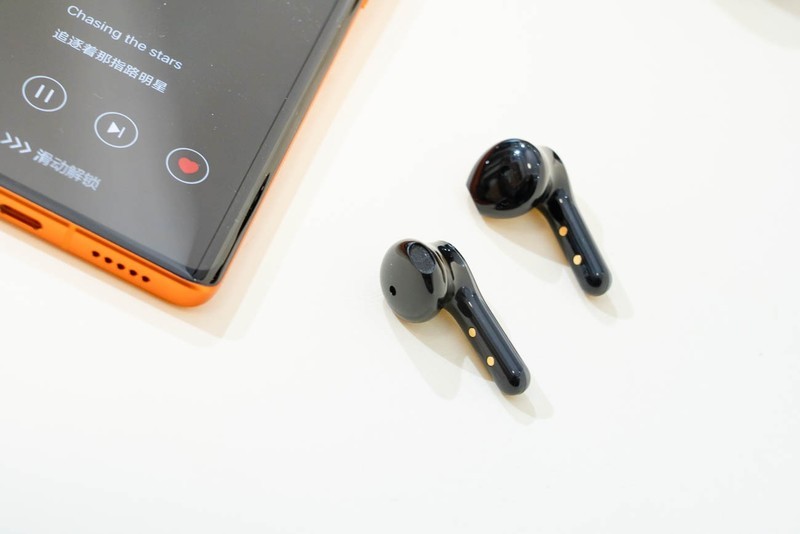 Tribit FlyBuds C2耳机评测：不仅颜值爆表，还有实力音质表现