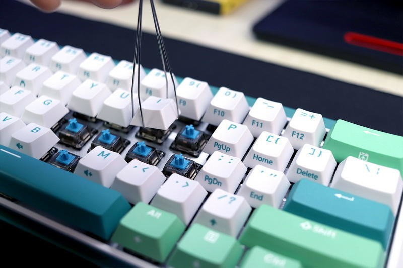 桌面薄荷，便携随心，杜伽K330w无线三模机械键盘体验