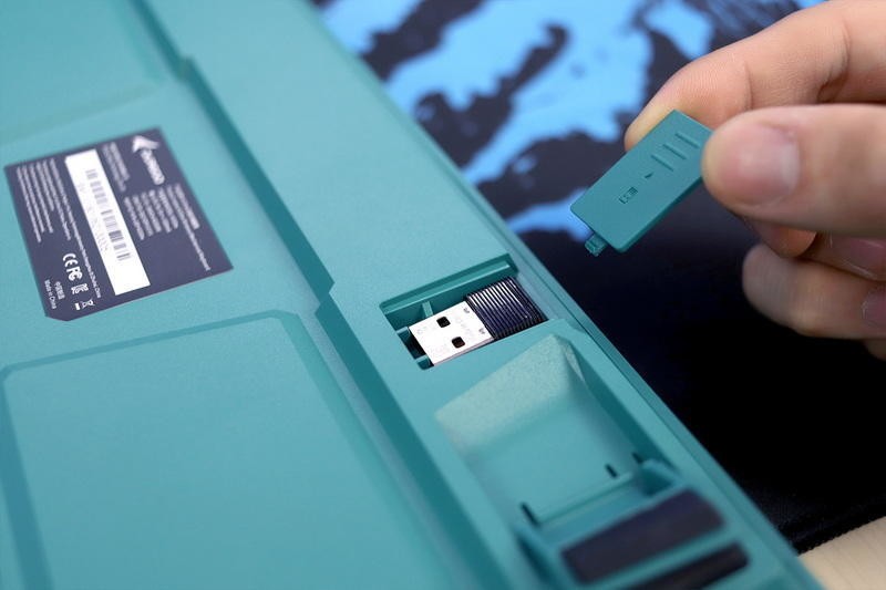 桌面薄荷，便携随心，杜伽K330w无线三模机械键盘体验